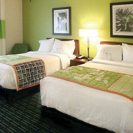 Fairfield Inn & Suites Hilton Head Island Bluffton Quarto foto