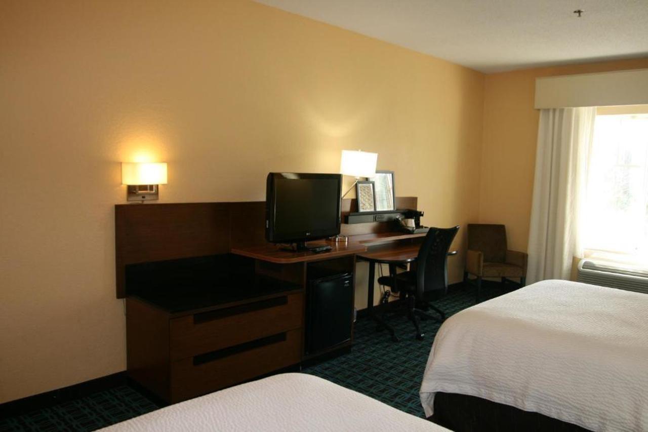 Fairfield Inn & Suites Hilton Head Island Bluffton Exterior foto